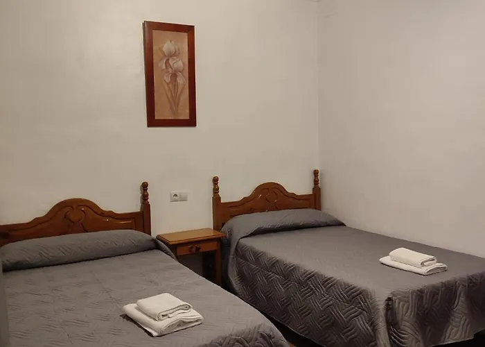 Pensión Restaurante El Cruce de Hornos